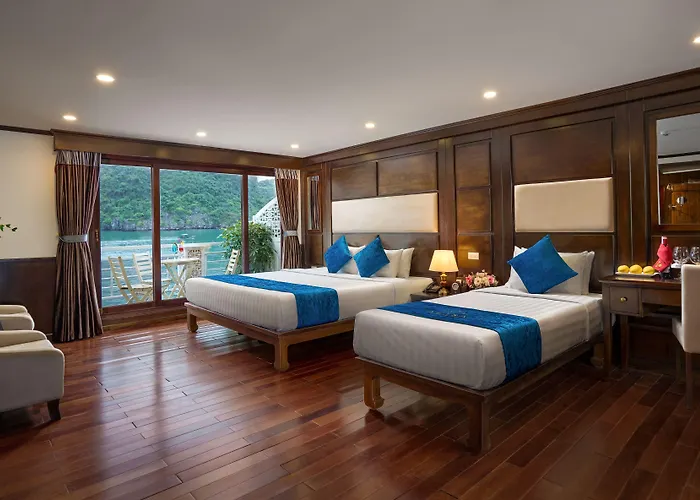 Alisa Cruise 5* Ha Long