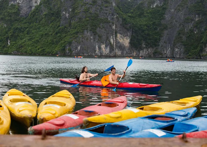 Alisa Cruise 5* Ha Long