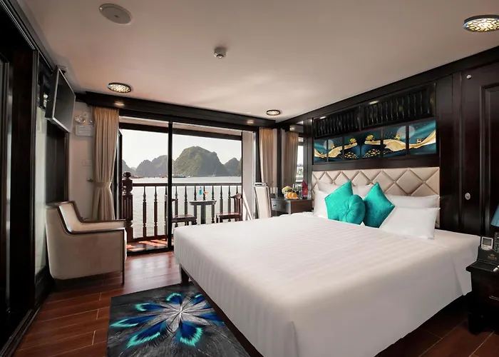 Alisa Cruise Ha Long